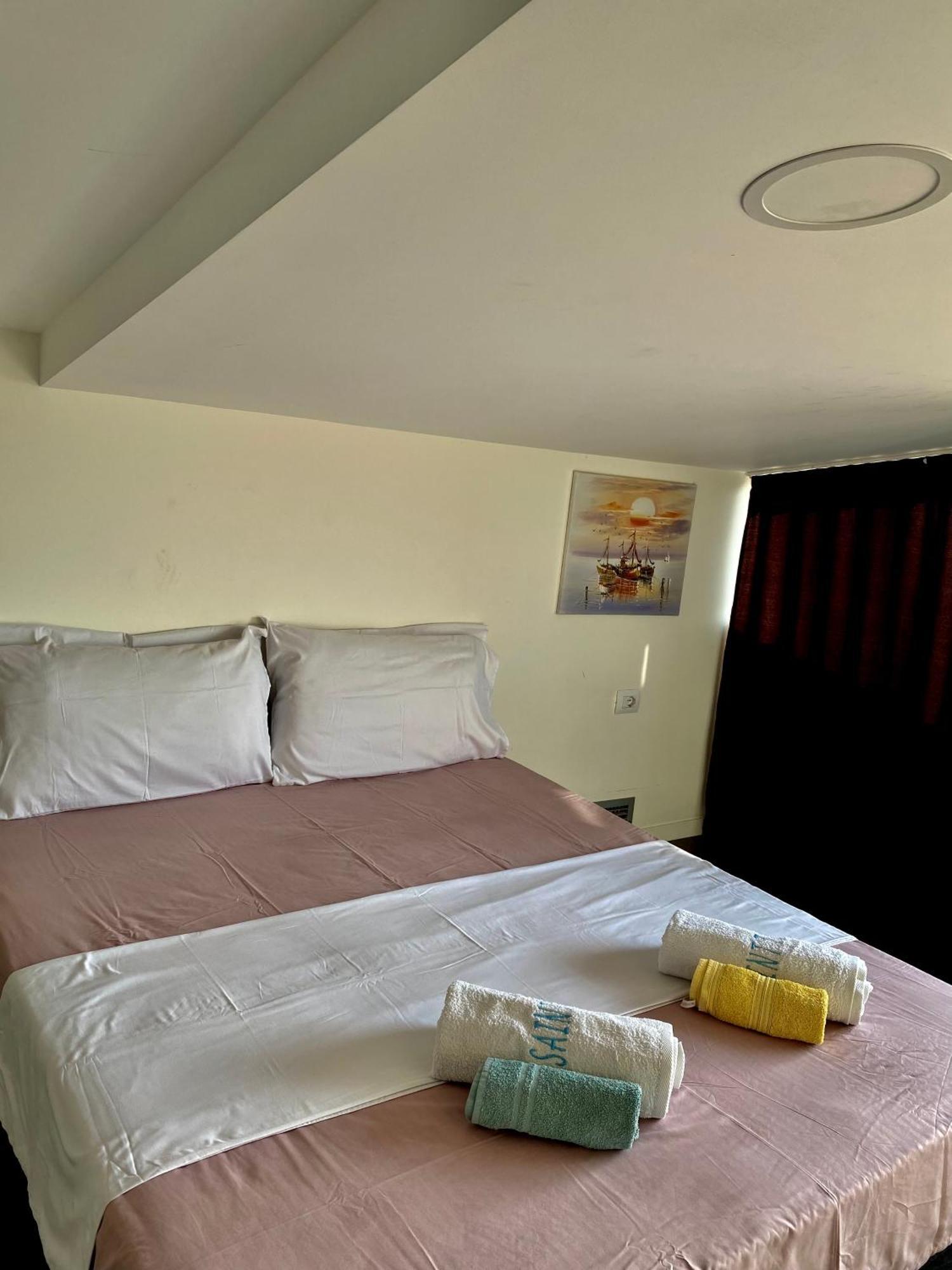 Saint Tropez Durres Otel Bisht Kamez Dış mekan fotoğraf