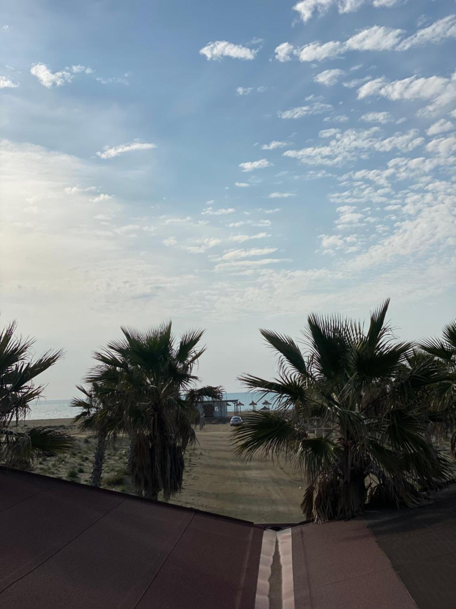 Saint Tropez Durres Otel Bisht Kamez Dış mekan fotoğraf